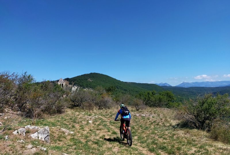 Les ruines de Roynac à Marsanne - 0